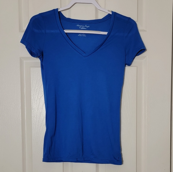 American Eagle Outfitters Tops - American Eagle favorite tee